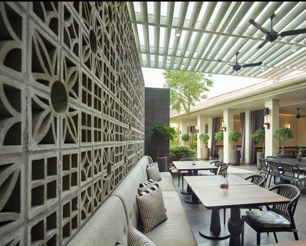 The Edison George Town Hotel Exterior photo